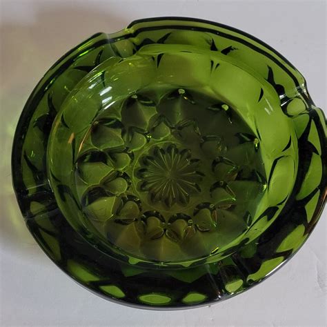 Vintage Anchor Hocking Starburst Green Glass Ashtray Etsy