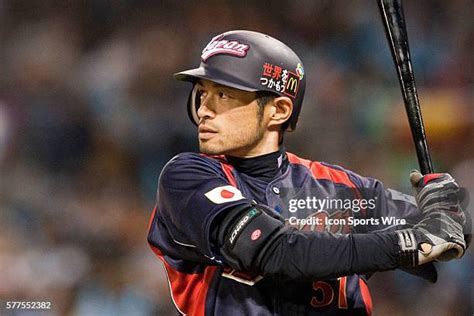 1,004 Ichiro Suzuki 2009 Stock Photos, High-Res Pictures, and Images ...