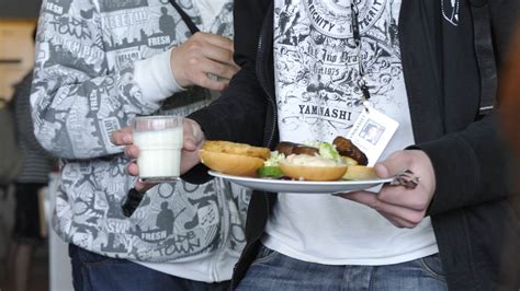 Elever I Skellefte F R Ingen Lunch Efter Varsel Om Strejk Sverige