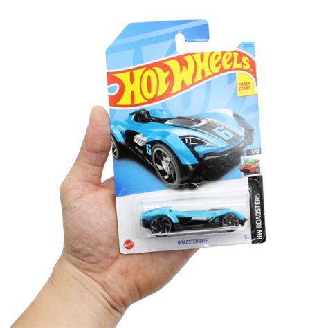 Siêu Xe Hot Wheels C ROADSTER BITE FAHASA