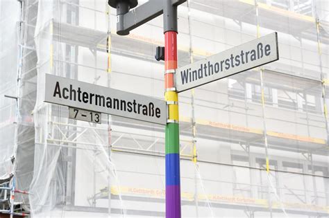 Münster Mit Regenbogenfarben Gegen Diskriminierung