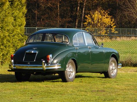 Jaguar Mk Ii Saloon Retrolegends Classic And Sportscarsretrolegends