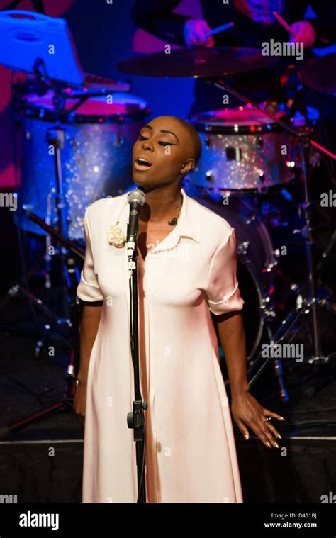 Laura Mvula performing live Stock Photo - Alamy