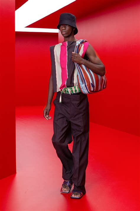 Prada Spring 2022 Men's Fashion Show | The Impression