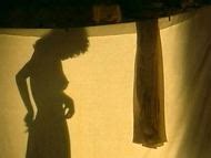 Naked Béatrice Camurat in Un chien dans un jeu de quilles