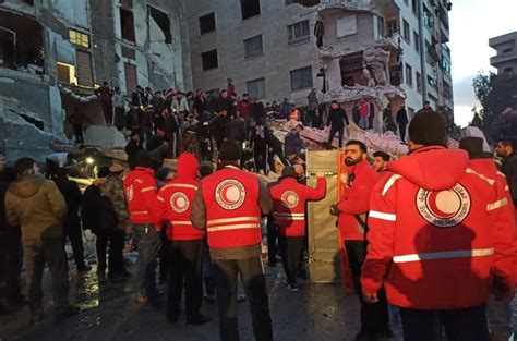 Violentissimo Terremoto In Turchia Centinaia Di Morti Allerta Tsunami