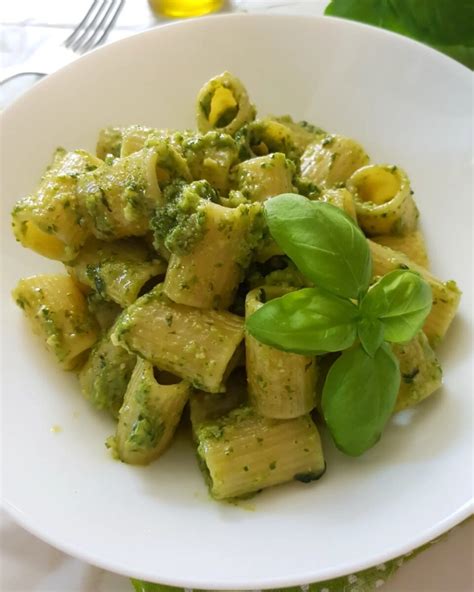 Pasta Al Pesto Genovese Pasticciando Con Ilenia