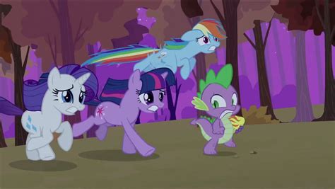 Image Twilight Rainbow Rarity Spike Running Away S2e21png My