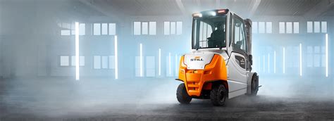 Forklift trucks, warehouse handling equipment, intralogistics | STILL ...