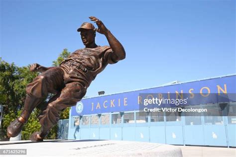 Statue Of Jackie Robinson Photos and Premium High Res Pictures - Getty ...