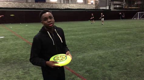 Backhand Pass Ultimate Frisbee Youtube