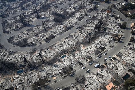 California fires: Before-and-after photos of Coffey Park neighborhood - Business Insider