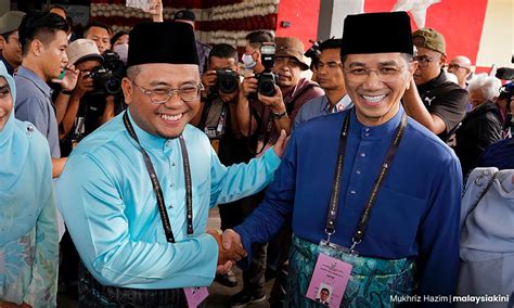 Azmin Lawan Amir Apa Kata Orang Gombak