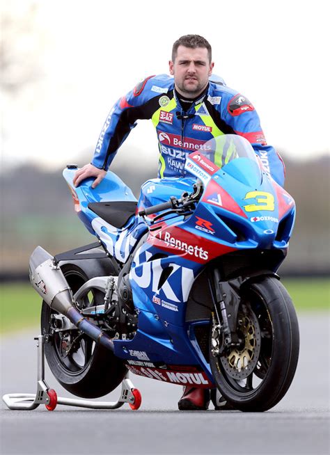 Michael Dunlop Set To Race New Gsx R1000 With Bennetts Suzuki