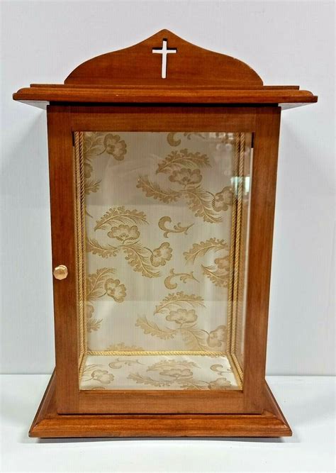 Wood And Glass Display Case Cm Inches With Statue Of The