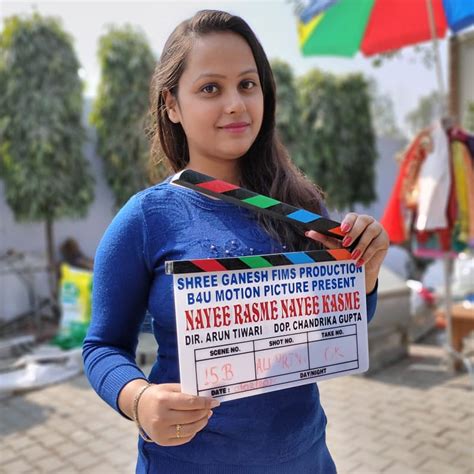 Actress Priti Maurya Picture Wallpaper Photos And Hot Pics Collection Bhojpuri Filmi Duniya