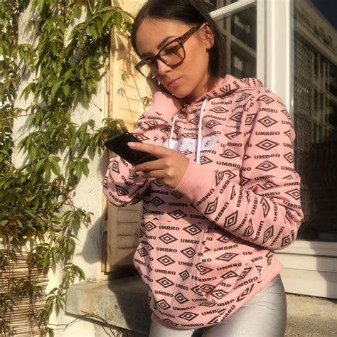 Sweatshirt Pink Umbro Worn By Agathe Auproux On His Account Instagram