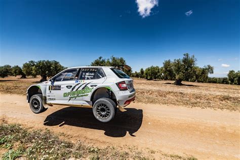 Dani Marb N Y V Ctor Ferrero Triunfan En El Rallysprint Tierra De