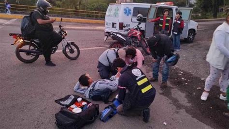 Derrapan Motociclistas En Colonia Casa Blanca Xalapa