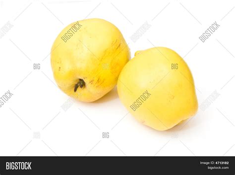 Quince Fruit Image & Photo (Free Trial) | Bigstock