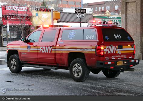 Einsatzfahrzeug Fdny Ems Ems Condition Car Kdow Bos