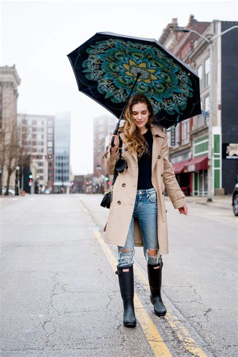 Cute Rainy Day Outfit Ideas To Try This Spring Cassie Brady Cute