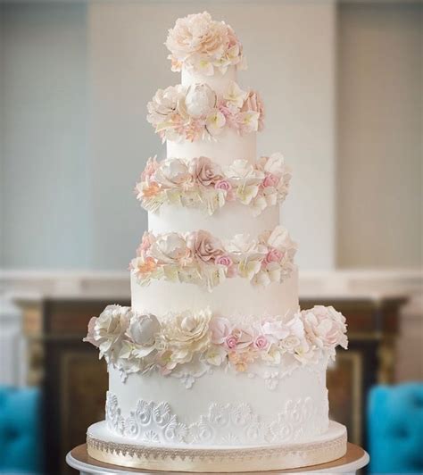 Elegant Wedding Cake In Ivory And Nude Tones