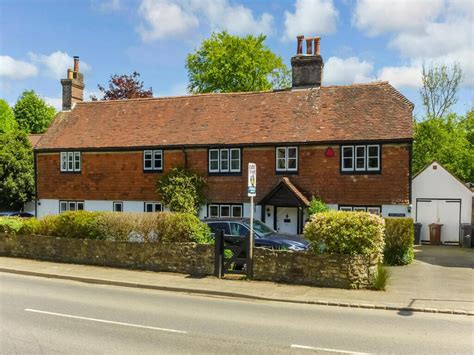 5 Bedroom Detached House For Sale In Green Lane Crowborough East