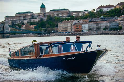 Private Yacht Budapest | Budapest River Cruise