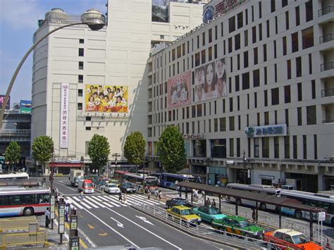 渋谷駅前ハチ公口・西口｜街並み町並み写真集【街画コム】