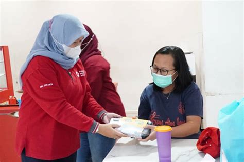 Hari Donor Darah Sedunia Banzai Bersama PMI Bagikan 400 Bento Box Pada