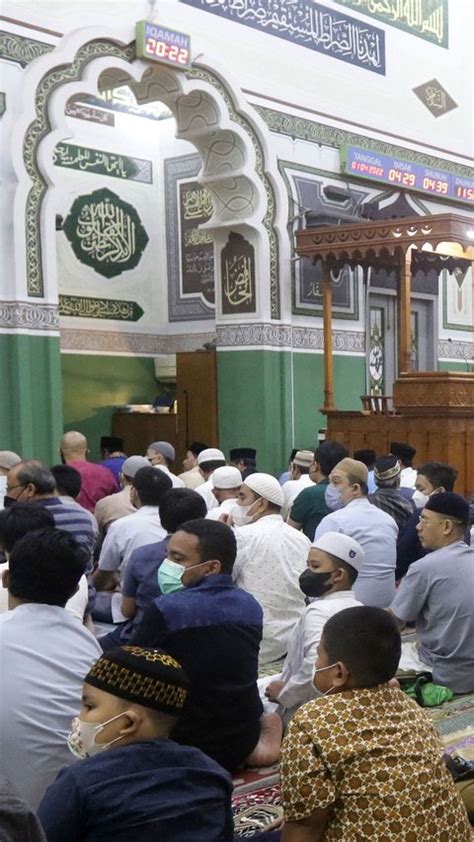 Masjid Al Azhar Gelar Salat Iduladha Minggu Juni