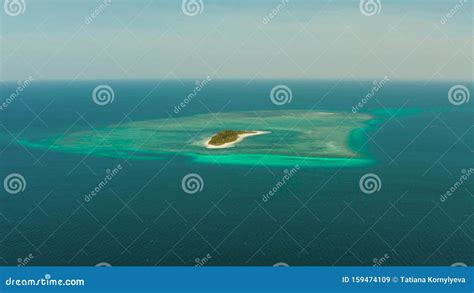 Ilha Tropical Canimeran Praia Arenosa No Mar Azul Recife De