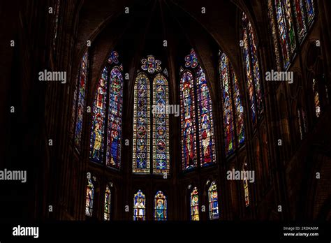 Vetrate Policrome Della Cattedrale Di Santa Mar A De Regla De Le N La