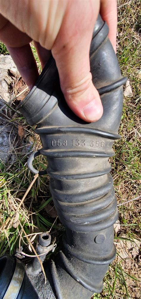 Замена впускного патрубка (гусеницы) — Volkswagen Passat Variant (B5 ...