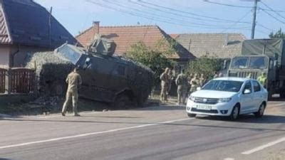 Accident Cu Un Blindat Nato N Covasna Vehiculul Militar A D R Mat Un