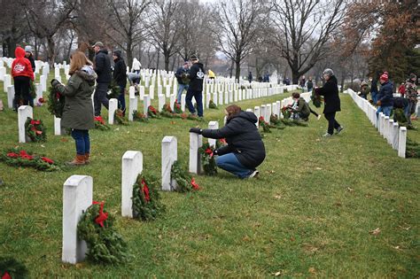 National Wreaths Across America Day 2023 Offers Chance To Honor