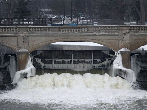 Flint Water Crisis Is The Water Clean Now Npr