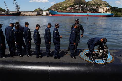 A Gazeta V Deo Mostra Como Um Submarino Da Marinha Do Brasil Por Dentro