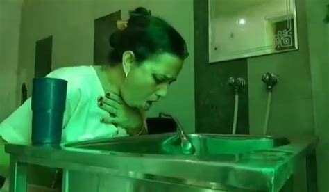 Mature Indian Woman Upchucking ThisVid