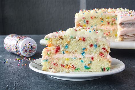 Funfetti Cake With Cream Cheese Frosting