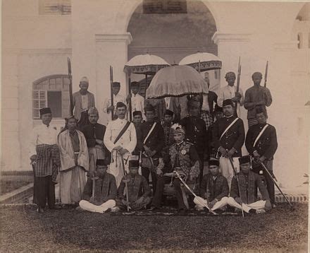 sejarah gelaran tengku  pakai  kebanyakkan