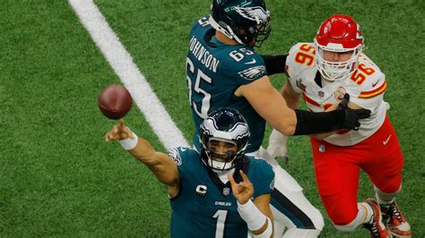 what chanel is the eagles game on 7