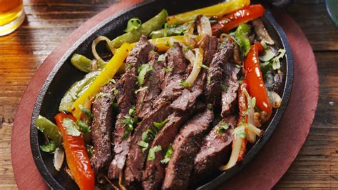 Best Sizzling Steak Fajitas Recipe How To Make Sizzling Steak Fajitas