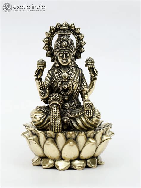 Small Superfine Blessing Goddess Lakshmi Seated On Lotus Brass Statue