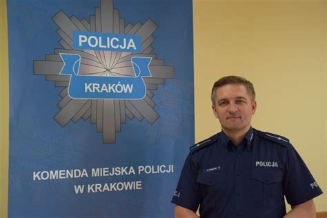 Oficer Prasowy Komendy Miejskiej Policji W Krakowie W Czasie Urlopu