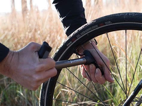 Rodzaje wentyli rowerowych Schrader Presta Dunlop różnice