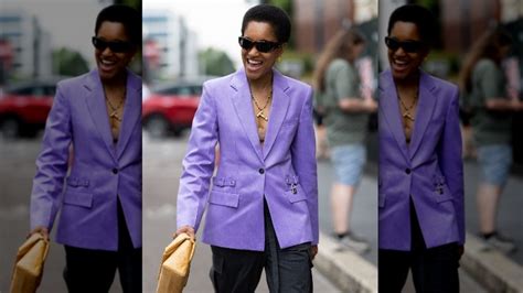 The Best Colors To Wear To A Job Interview (And What They Mean)