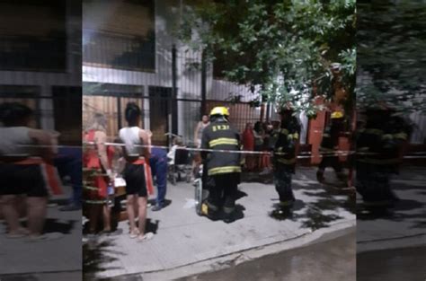 Se Incendi Un Geri Trico En Villa Raffo Abuelos Fueron Evacuados