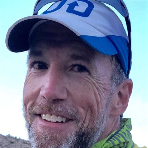 Meet Michael Mitchell Tiktoks Ultrarunning Coors Drinking Rave Twink